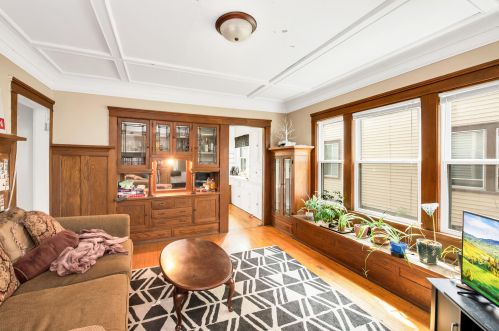 3234 Oakland Ave, Milwaukee, WI 53211-3050