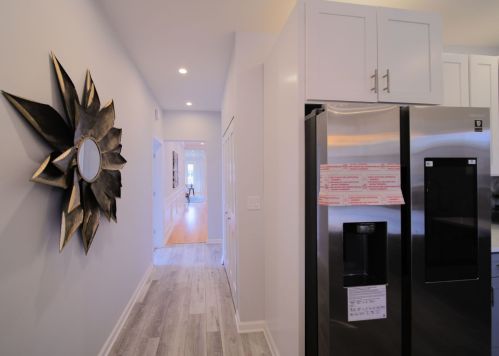 7251 Paxton Ave, Chicago IL  60649-2519 exterior