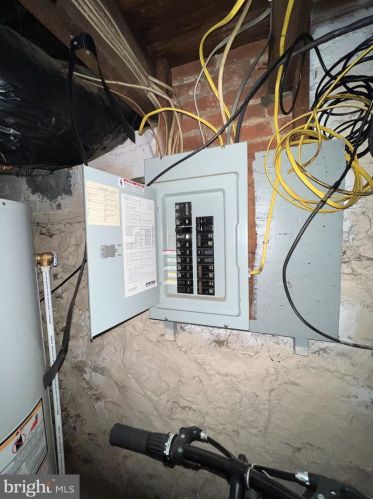 846 4 St, Lancaster PA 17603-5023 exterior