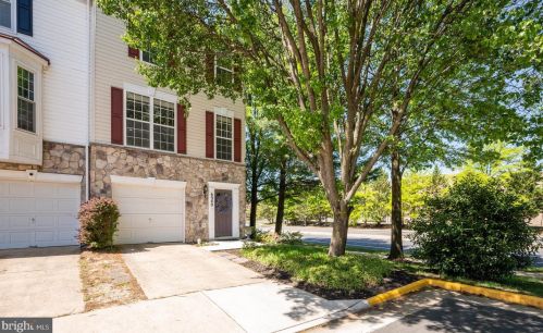 6940 Lerwick Ct, Alexandria VA  22315-5717 exterior