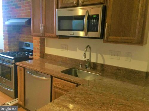 833 11th St, Washington DC  20002-3739 exterior