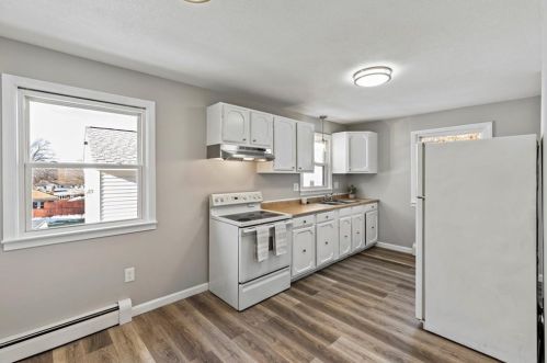 85 Strong St, Springfield MA  01104-1229 exterior