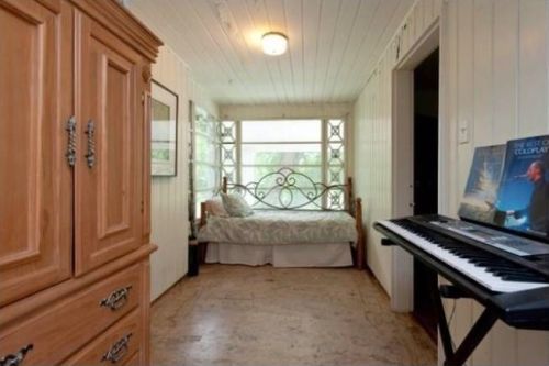 3204 Duval St, Austin TX  78705-2429 exterior