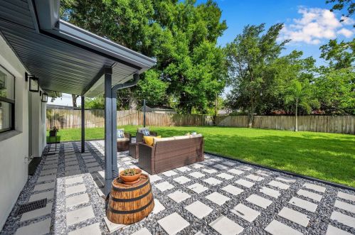 3912 Bay View Ave, Tampa FL  33611-1234 exterior