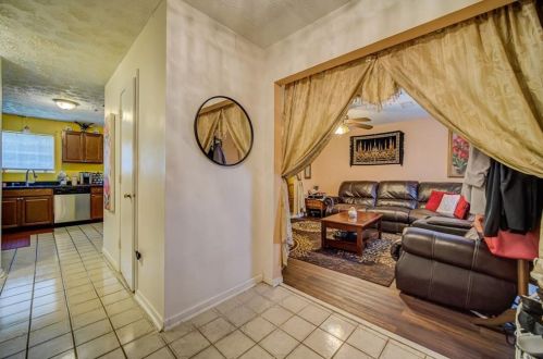 2634 Meadow Bend Ct, Duluth GA 30096-6037 exterior