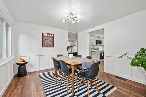 2302 Marbury Rd, Pittsburgh PA  15221-3670 exterior