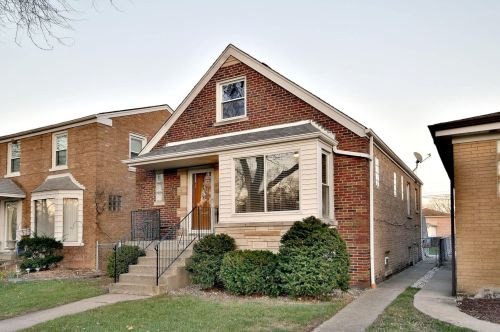 3715 Cumberland Ave, Chicago, IL 60634-1911