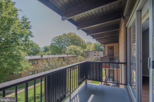 7831 Enola St, Mc Lean VA 22102-7840 exterior