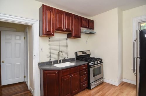 39 Clifford St, Boston MA exterior