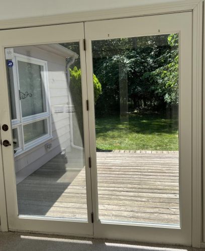 304 Espanola Ave, Kalamazoo MI  49004-1104 exterior