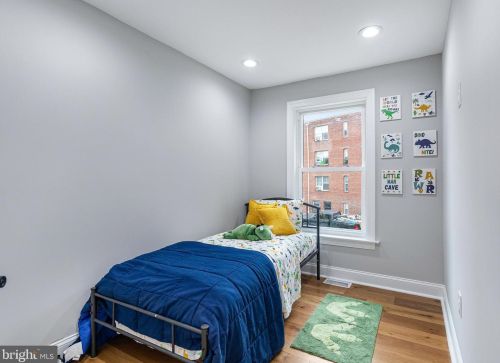 1354 Rittenhouse St, Washington DC  20011-1106 exterior