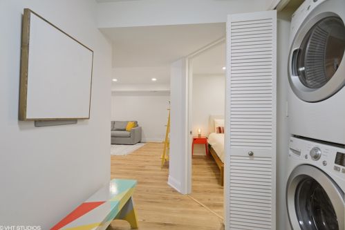 4903 Lawndale Ave, Chicago, IL 60625-5621