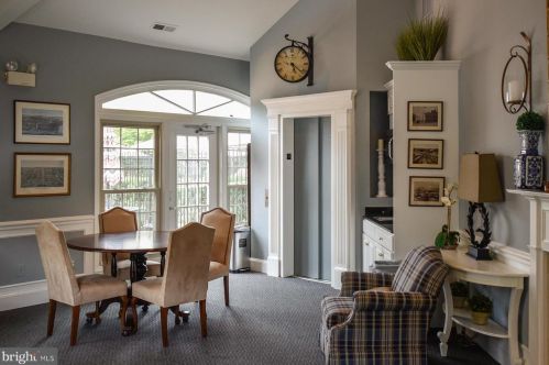 1201 Wilkes St, Alexandria VA 22314-5907 exterior