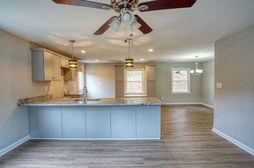 3823 Crosby Dr, Atlanta GA 30331-3432 exterior