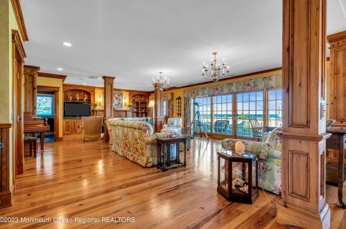 767 Ave, Point Pleasant Beach NJ 08742-5315 exterior