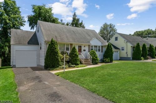 12 Laurel St, Paterson, NJ 07506-1170