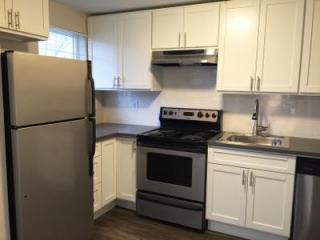 411 10th Ave, Seattle WA  98104-3007 exterior