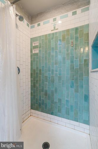 3081 Emerald St, Philadelphia PA 19134-2010 exterior