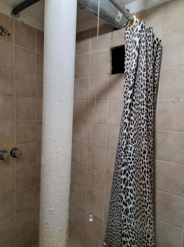 1411 Hayes Ave, Milwaukee WI 53215-3139 exterior