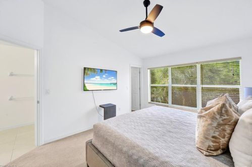 16149 Caldera Ln, Naples FL 34110-2831 exterior