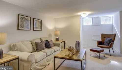 1434 F St, Washington DC 20002-4530 exterior