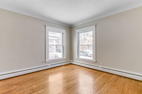 614 Cres St, Grand Rapids MI 49503-3441 exterior