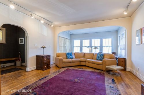 5335 Warner Ave, Chicago, IL 60641-1350