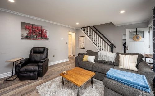 133 Hoover Ave, Edison NJ 08837-2669 exterior