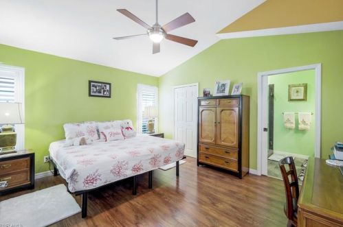 7713 Ahoy Ave, Naples FL 34109-7647 exterior