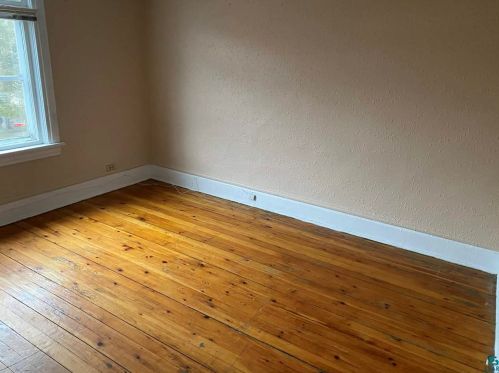 219 28 Ave, Duluth MN 55806-1435 exterior