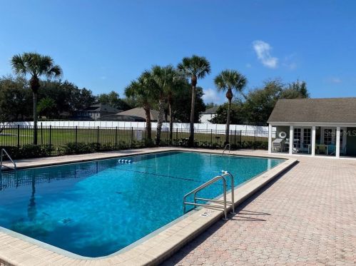 214 Dorchester Sq, Lake Mary FL  32746-4217 exterior