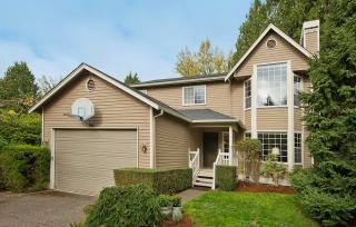 12034 38th Ave, Seattle, WA 98125-5710