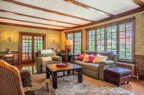 160 Oxford St, Hartford CT 06105-2514 exterior