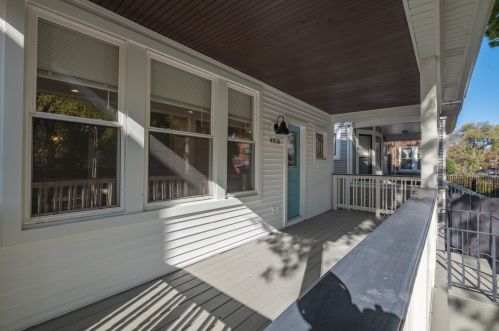 4836 Albany Ave, Chicago, IL 60625-4204