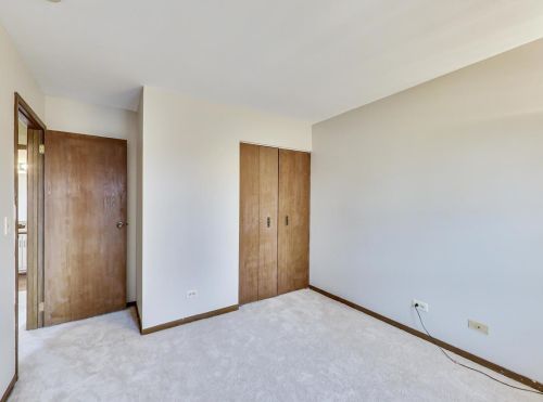 1312 Creighton Ave, Naperville IL 60565-2954 exterior