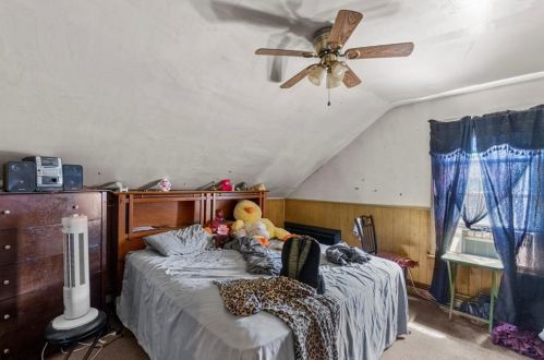 355 Providence St, Woonsocket RI 02895-5173 exterior