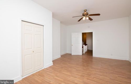 5032 Hazel Ave, Philadelphia PA 19143-1621 exterior