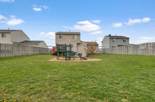 285 Settlers Pass, Cedar Springs MI 49319-8132 exterior