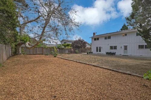 621 Monterey Ave, Capitola CA 95010-3614 exterior