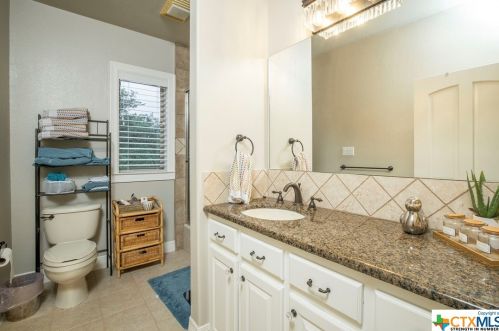 2763 Frontier, Spring Branch TX 78070-5949 exterior