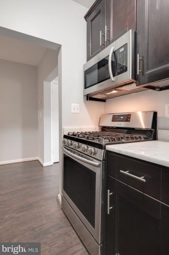 441 Mellon St, Washington DC 20032-2645 exterior