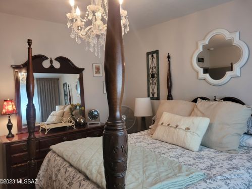 2114 Catalina Ave, Tucson AZ 85712-3225 exterior