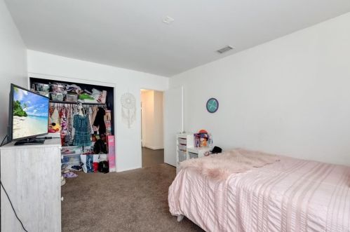 7910 Maria Dr, Riverside CA 92509-7012 exterior