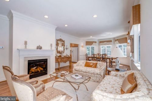 156 Longview Cir, Media PA  19063-2075 exterior