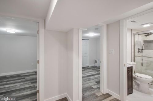 2911 17th St, Washington DC  20018-1825 exterior