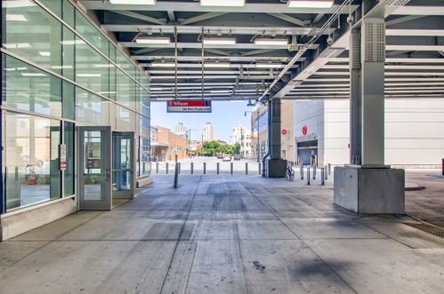 4343 Clarendon Ave, Chicago IL 60613-2698 exterior