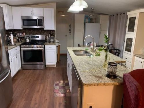 6921 Bennett Ave, Austin TX 78752-3204 exterior