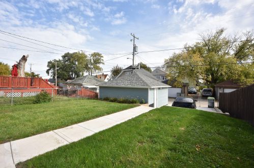 3786 10th St, Milwaukee WI  53206-3315 exterior