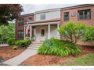 138 Wellington Dr, Farmington, CT 06032-3235