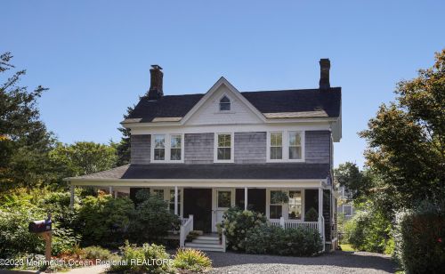 198 Monmouth Ave, Atlantic Highlands NJ  07716-2220 exterior